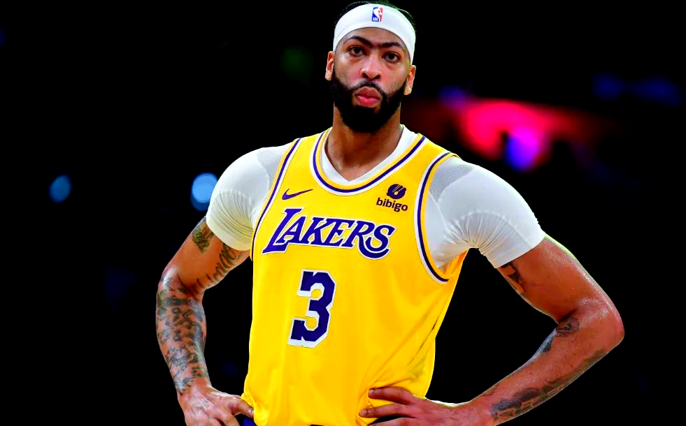 浓眉哥连续十场比赛得分超过比赛局势复杂，篮网不断突破！