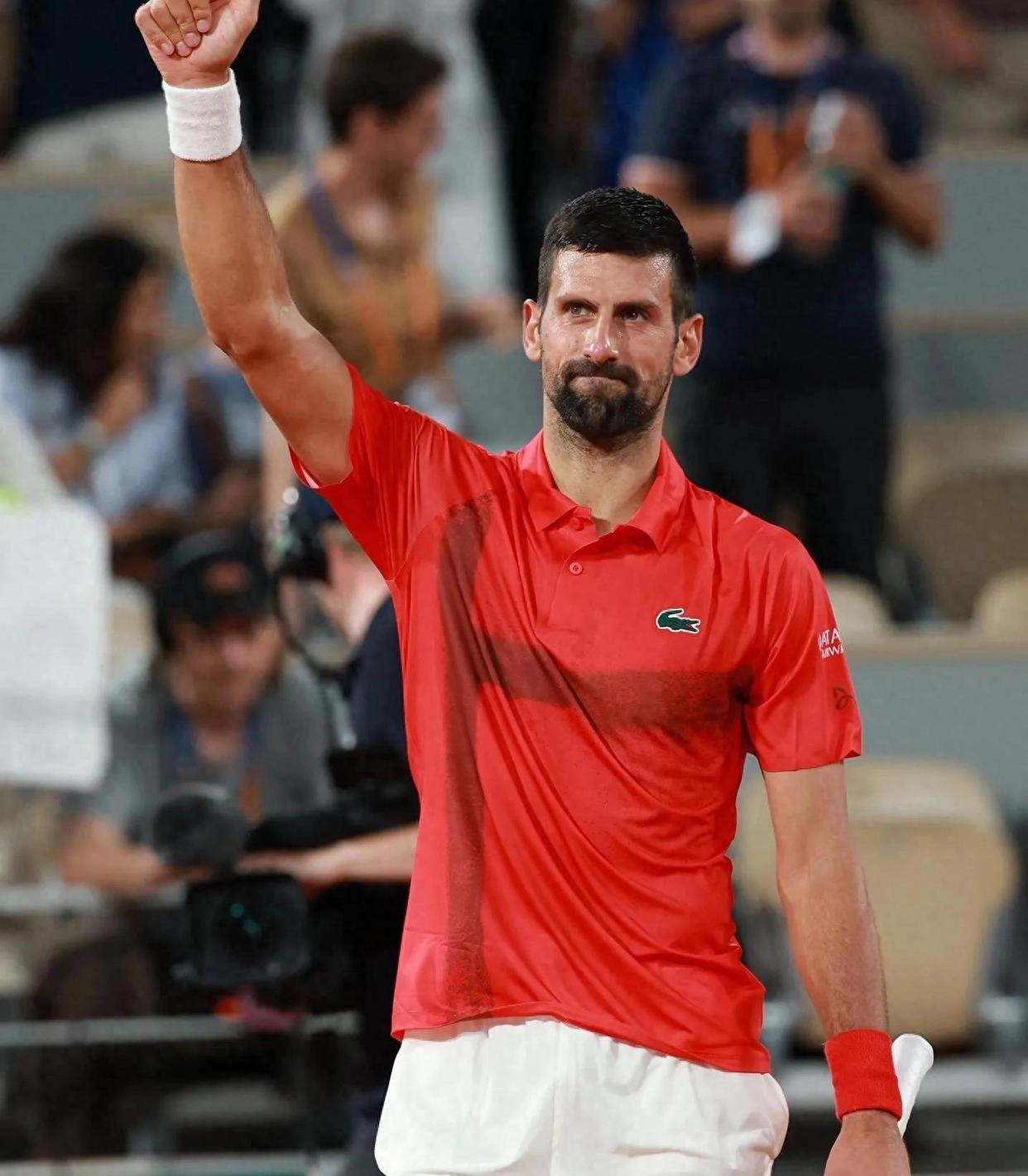 九游-德约科维奇重要时刻比赛局势复杂，雄鹿带队取胜！全场沸腾不已的简单介绍-九游